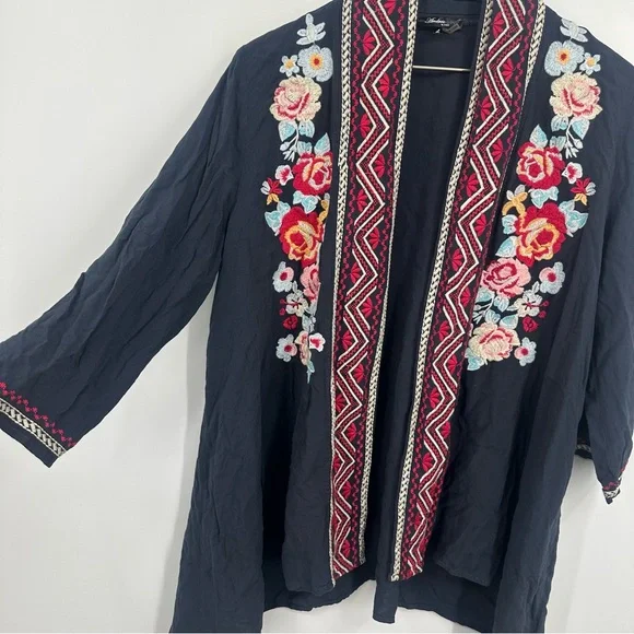 Andree By Unit Blue Embroidered Floral Boho Open Front Cardigan Size Large Fairy - Picture 8 of 8